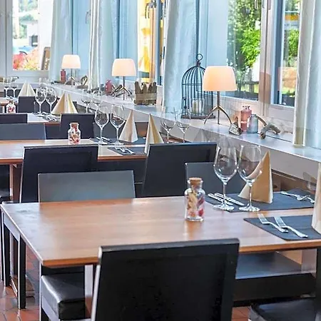Fravi Hotel