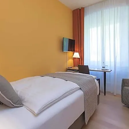 Fravi Hotel