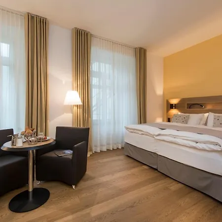 Fravi Hotel